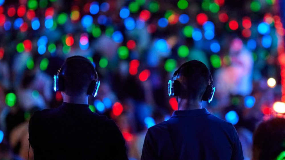 The_Silent_Party_Company_Concert